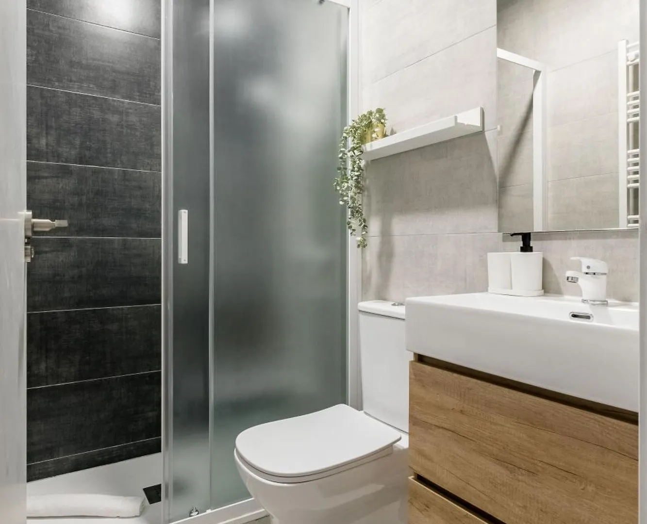 Guest house Urban Rooms Madrid Ventas